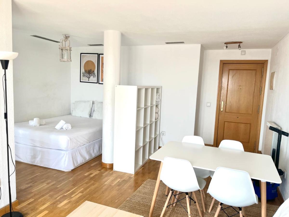 Appartamento Paseo Acacias 8, Atico Con Terraza En Embajadores *